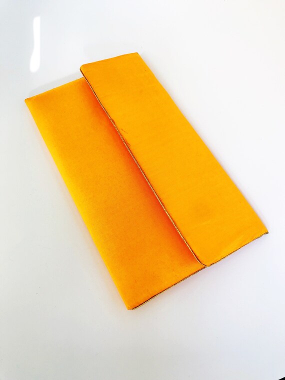yellow clutch