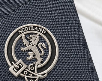 English Made Pewter Scottish Lion Clan Crest Lapel Pin in a Gift Box (20 x 19mm)