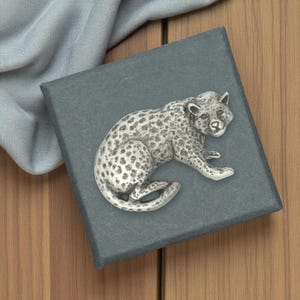 English Handmade Pewter Leopard Animal Lapel Pin Badge Presented in a Box