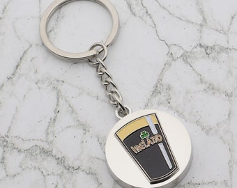 Beautiful Irish Eire Pint of Stout Guinness Design with special Personalised Engraved message Keyring