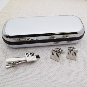 Piano Keyboard Music Tie Clip and Cufflinks Set in Engraved personalised box