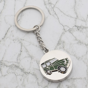 Beautiful 4WD Land Rover Styled Vehicle Design with special Personalised Engraved message Keyring
