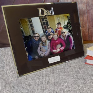 Stylish 7&quot; x 5&quot; Dad Photo frame with engraving great gift for Fathers day