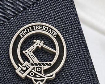 English Made Pewter Wallace Clan Crest Lapel Pin in a Gift Box (20 x 19mm)