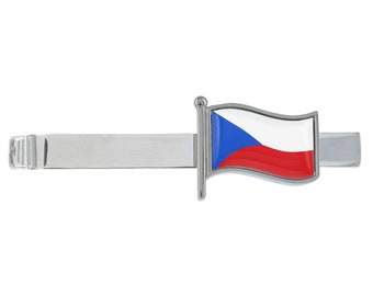 Pince à cravate argentée représentant le drapeau tchèque, présentée dans une boîte chromée personnalisée
