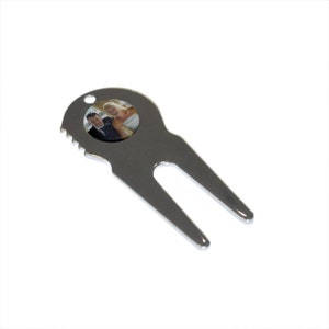 Golf Pitch Mark Repairer 15mm Round featuring your Personalised Image