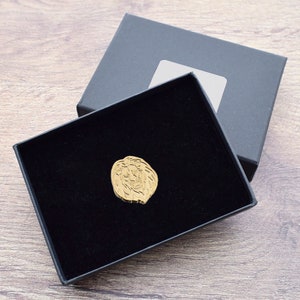 Gold Lion Design Lapel Pin Badge in Engraved Personalised Gift Box