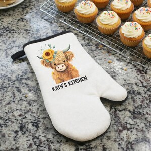 Personalised with Name Highland Cow Oven Glove Mitt Great gift for the Cook!