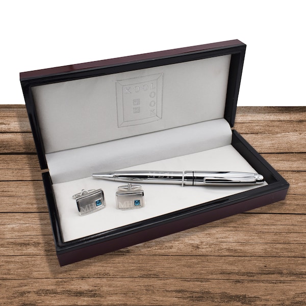 Sertie de cristaux Swarovski gravés à la main, pierres de naissance, boutons de manchette et ensemble de stylos élégants finition polie présentés dans une boîte cadeau personnalisée