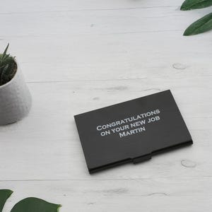 Personalisierte stilvolle schwarze Visitenkarte Metallkasten | Tolles Vatertags-Geschenk