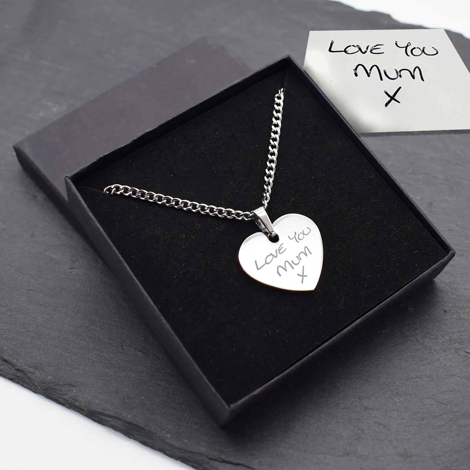 Personalizzata INCISA CUORE CIONDOLO TAG / Qualsiasi