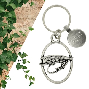 Personalisierte Englisch Made Pewter Fliegenfischen Haken Design Schlüsselanhänger in Samtbeutel Präsentiert
