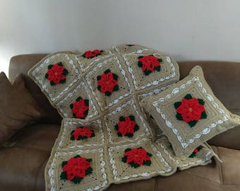 Fancy Framed Poinsettia Pattern