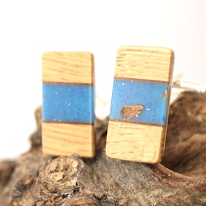 wooden cufflinks, cuff links, gift for men  / 25/17mm / intarsia / high quality mechanism / cuff links are made of blue resin and oak