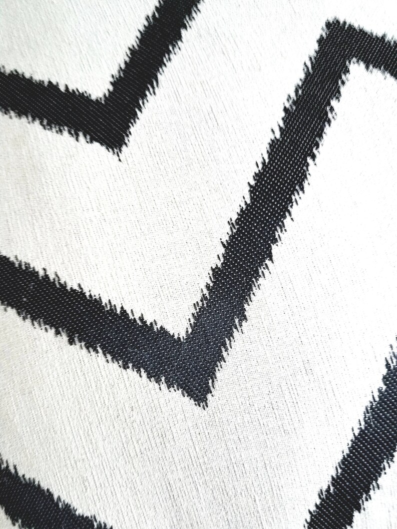 Black & White Zig Zag Pillow Cover, Decorative Pillow Cover, Accent