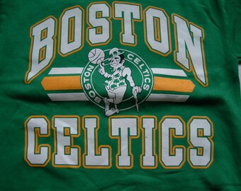 Vintage Boston celtics NBA basketball  kelly green  sweatshirt by LOGO7 made in the USA New