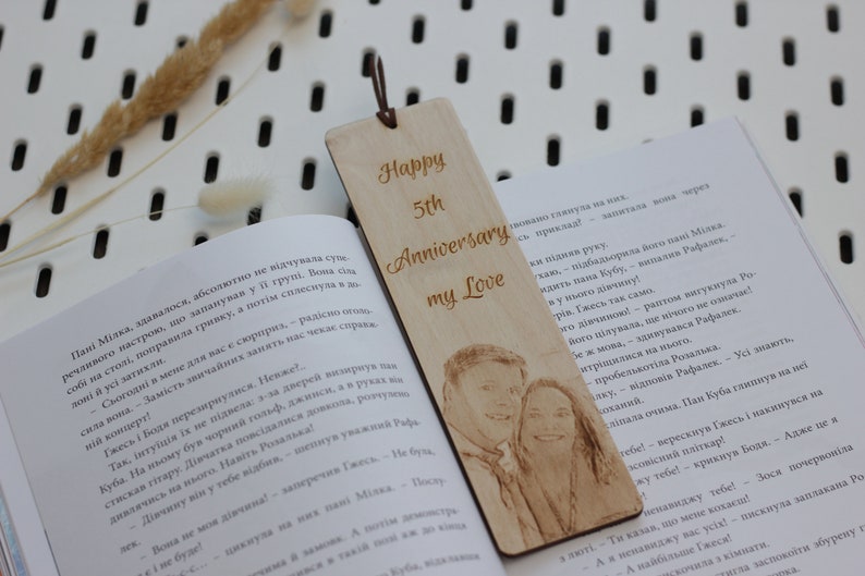 Personalized wooden bookmark, Custom bookmark, bookmarks, gift for her, grandmother, grandfather, Birthday Gifts, with your photo. image 4