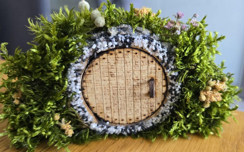 Natuurlijke schoonheid van ringdozen, houten ringdozen, rustieke ringdrager, buitenbruiloft, fantasiehuwelijk, huis van de ringen, aanzoeksringdoos afbeelding 13