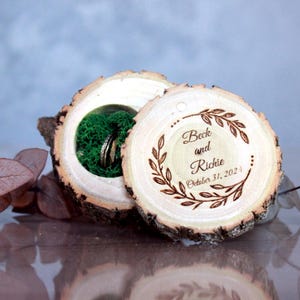 Rustic personalized Ring Box & natural green moss, Engraving ring box, wedding ring box, wood ring box,engagement ring box ~ Acacia tree