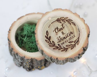 Rustic personalized Ring Box & natural green moss, Engraving ring box, wedding ring box, wood ring box,engagement ring box ~ Acacia tree