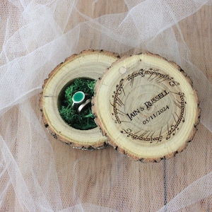 Caja de madera rústica personalizada para anillos: soporte para anillos de boda con forma de tocón de árbol
