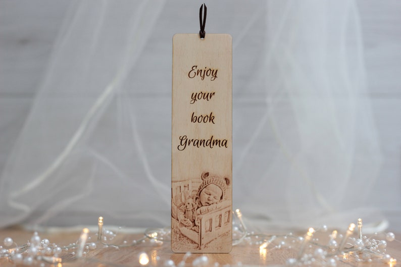 Marcador de madera personalizado, Marcador personalizado, marcadores, regalo para ella, abuela, abuelo, Regalos de cumpleaños, con su foto. imagen 1