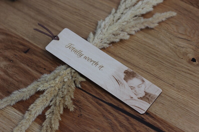 Personalized wooden bookmark, Custom bookmark, bookmarks, gift for her, grandmother, grandfather, Birthday Gifts, with your photo. image 3