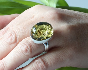 Green Amber Stone Ring, Amber Fashion Ring,Green Amber And Silver Ring,Baltic Amber Ring,Statement Amber Ring,Luxurious Amber Ring For Women