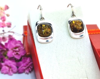 Green Baltic Amber Earrings, Elegant Amber Gemstone Earrings,Amber Stone Dangle Earrings,Solid Amber And Silver Earrings,Amber Earrings Gift