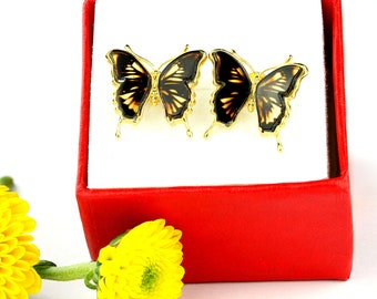 Amber Butterfly Stud Earrings, Hand Carved Baltic Amber Earrings, Natural Clear Amber Intaglio Stud,Butterfly Amber Gold-Plated Stud Jewelry