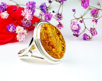 Oval Baltic Amber Ring, Vibrant Orange Amber Ring, Amber And Silver Ring,Natural Amber Statement Ring,Genuine Amber Stone Ring,Amber Jewelry
