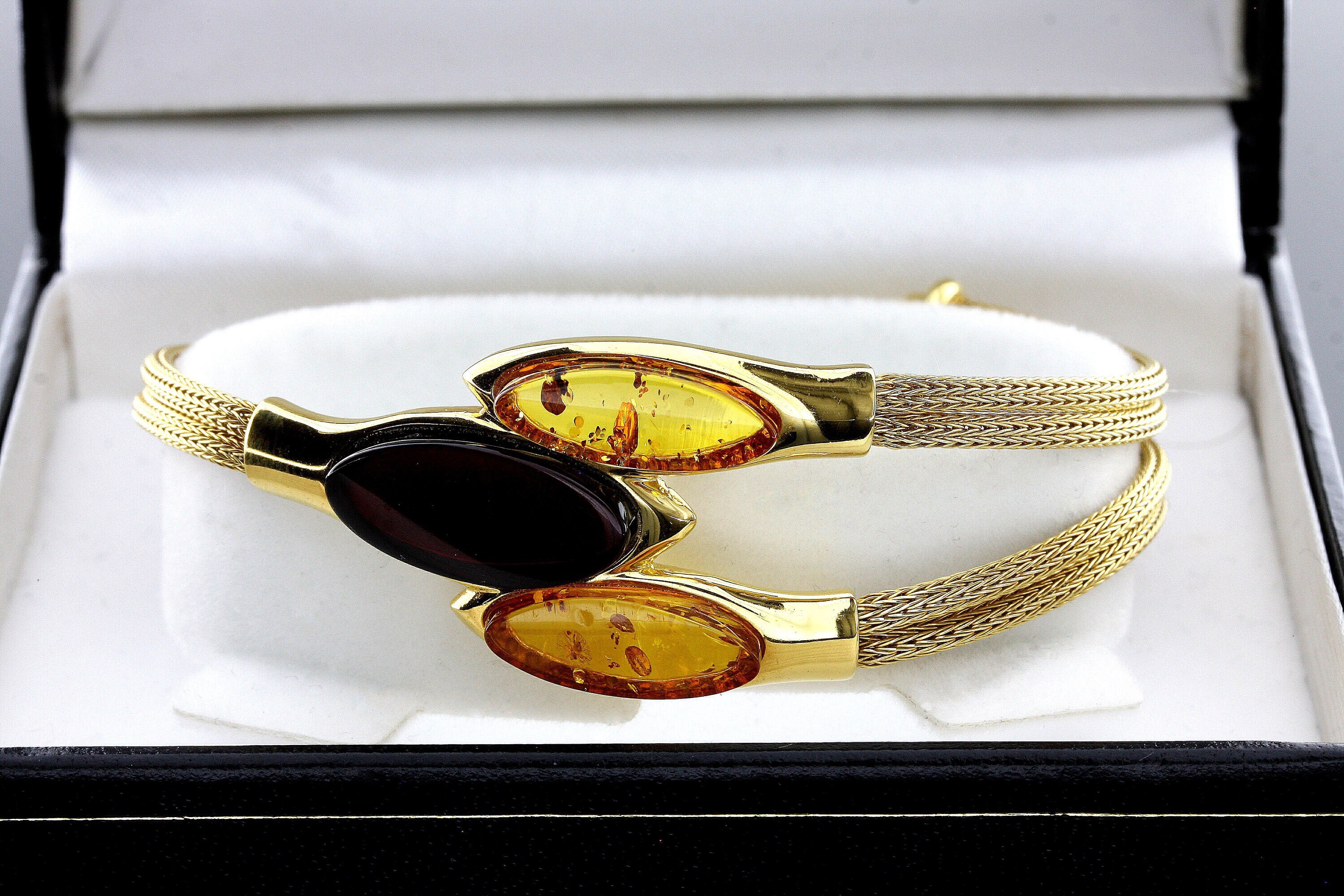 gold and amber bracelet