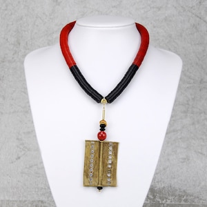 African-style Y necklace