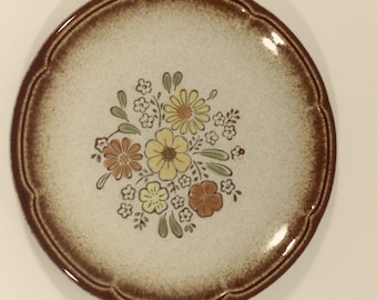 Provincial Styled by Mikasa Stoneware Salad Plate 7 3/4", Field Flowers Pattern JC003, 1970's, 1980's, Made in Japan, Retro Kitchenware