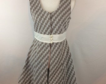 Vintage Long Tunic Sleeveless Dress Jacket Top, 100% Polyester, 1960's, 1970's