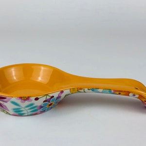 Porcelain Hand Crafted Multiple Daisy Big Orange Spoon Rest