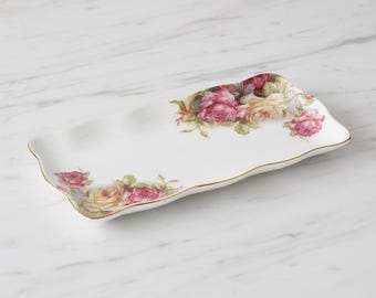 Bone China Merry Rose Tray