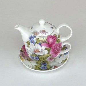Bone China tea for one Pink Rose White Flower Tea for One