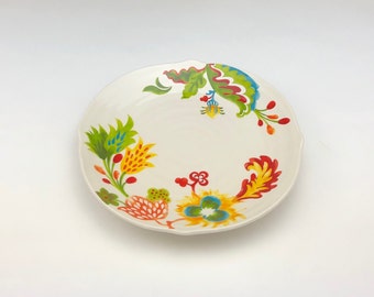 Merry Christmas Decor Porcelain Red and Yellow Floral Round Plate Set of 2