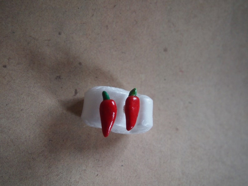 Studs chilli, pepperoni, earrings vegetables immagine 3