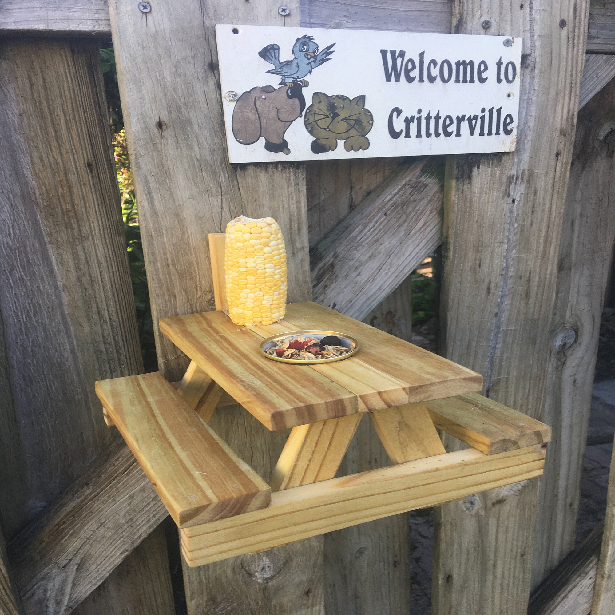 Squirrel Feeder Picnic Table With Mirror & Corn Cob Holder - Fun Backyard Wildlife Feeder For Nuts & Fruit