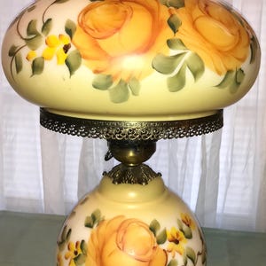Lamp - Vintage - Floral Table Lamp
