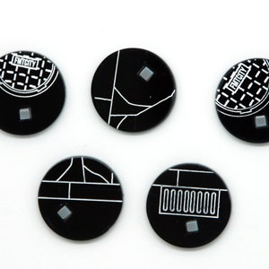 Struggle for the cube continues token set MCP