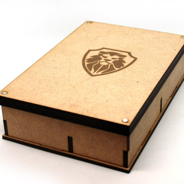 Box with control tray compatible with HeroQuest