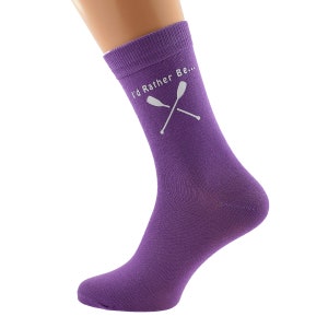 Je ferais plutôt de l'aviron avec des rames d'aviron Image imprimée en vinyle blanc sur des chaussettes en mélange de coton violet pour femme