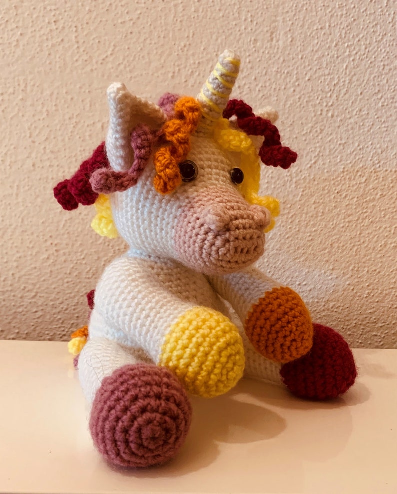 Anleitung Einhorn Lola häkeln Amigurumi buntes ...
