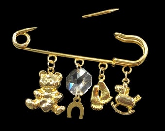 Safety Pin Charms, Baby Shower Gift, Baby Safety Pin, Gold Safety Pin, Crystal Safety Pin, Duas Baby Pin, Baby Pin Charm, Horseshoe Charm