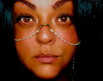 Perlen-Gesichtskette, Brautschmuck fürs Gesicht (ohne Piercing), Kette von der Nase zum Ohr, Kopfschmuck für Fantasy- und Elfen-Cosplay, Accessoire für Festival-Fotoshootings