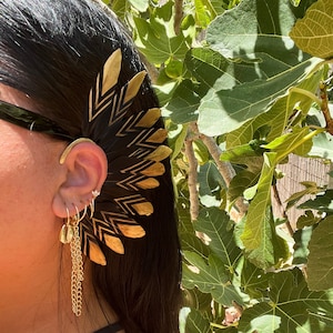 Feather Ear Cuff, Burningman Accessory, Feather Cuffs, Black Feather Ear, Festival Jewelry, Feather Jewelry, Ear Cuffs, Burning Man Jewelry