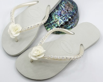 Bridal Flip Flops, White Flip Flops, Rhinestone Flip Flop, Crystal Flip Flops, Decorated Flip Flops, Handmade Flip Flops, Honeymoon Gift